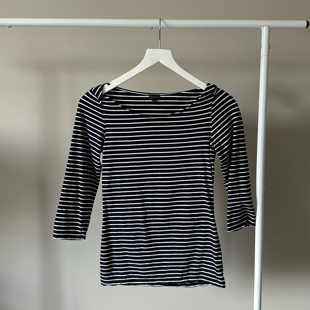 GUC Aritzia Babaton boat-neck ¾ sleeve stretchy cotton t-shirt